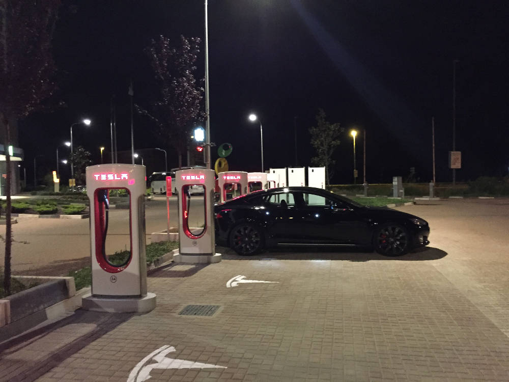 Tesla Supercharger Melegnano